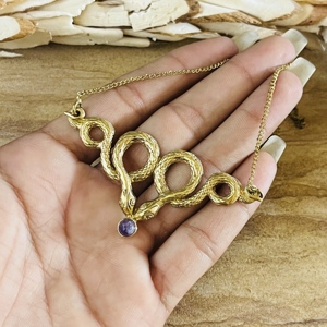 Nouvel Arrivage Collier Serpent en Laiton Plaqué Or 18 carats pour Femme, Bijou Serpent Gothique en Améthyste pour Vente en Gros/OEM/ODM - Product Image 2
