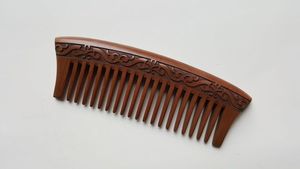 Mini Peine de Madera Hecho a Mano, de Bambú Natural, Ecológico, de Alta Calidad, Peine de Bolsillo, Regalo Artesanal - Product Image 3