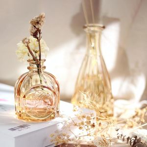 Set di 12 Vasi Dorati Ambra Piccoli Vintage in Ceramica e Porcellana per Fiori e Centrotavola - Confezione Bulk - Product Image 1