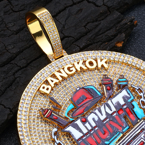 จี้เพชรโมอิสซาไนต์ทรงกลมแบบหรูหรา สไตล์ฮิปฮอป ลายกราฟฟิตีหลากสี  สำหรับคนรักความโดดเด่น - Product Image 3