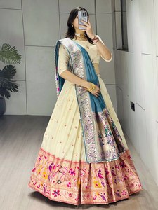 Lehenga de Seda Paithani Festiva con Dupatta en Contraste - Product Image 3