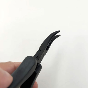 Pince à cheveux à tête incurvée, à dents, 3 trous, pour micro et nano anneaux, outils d'extension de cheveux en plumes, service OEM - Product Image 4
