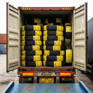 Neumáticos Radiales para Camiones de Trabajo Pesado para Vehículos de Transporte Comercial - Product Image 2