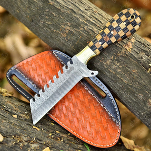 Couteau de boucher artisanal en acier Damas, couteau de chasse et de camping à lame fixe avec étui en cuir – Style cowboy personnalisé - Product Image 5