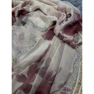 ผ้าส่าหรีพิมพ์ลายดอกไม้ดีไซน์เนอร์ประดับเพชรสวยงามสำหรับงานแต่งงาน - Product Image 4