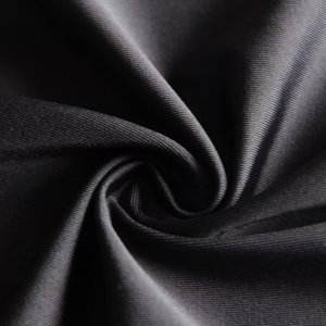 Leggings noirs taille haute pour femmes en polyester/spandex |   Pantalons de yoga personnalisés |   Fabricant de leggings de sport extensibles pour la gym et le fitness - Product Image 5