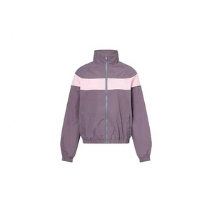 Veste coupe-vent imperméable et décontractée pour femmes Veste de sport d'extérieur avec doublure en nylon et col montant au meilleur prix - Product Image 1