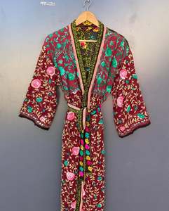 Al por mayor, Kimonos y Chaquetas de Lujo para Descanso, Hechos a Mano, de Algodón 100%, Suaves para Invierno, Estilo Boho con Bordado Floral, de la India - Product Image 4