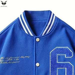 Chaqueta Varsity para Hombre 2026, Color Azul Sólido, Chaqueta Bomber con Parches, Mangas Color Crema, Estilo Urbano, Uniforme de Béisbol - Product Image 3