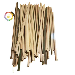 Bâtons de bambou naturel fendus pour piquets de jardin, support de croissance des plantes et solutions agricoles durables - Product Image 5