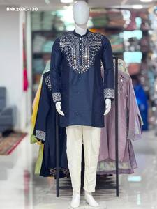 Nueva colección de kurta corta de manga larga con yoke y trabajo de espejo en seda pura y pantalón de algodón, proveedor de la India. - Product Image 3