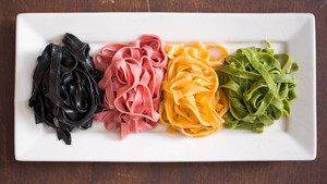 Fideos de Verduras Vietnamitas, Sabores Auténticos, Ingredientes Saludables, La Elección Inteligente - Product Image 5