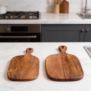 Planche à découper ronde en bois 100% naturel, épaisseur 1,5 cm, compatible lave-vaisselle, écologique, accessoire de cuisine, respectueuse des couteaux - Product Image 1
