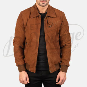 Chaqueta Bomber de Gamuza Genuina Color Cognac Marrón para Hombre, con Cuello Camisero Clásico, Bolsillo con Cremallera en el Pecho y Ribete Acanalado - Product Image 4