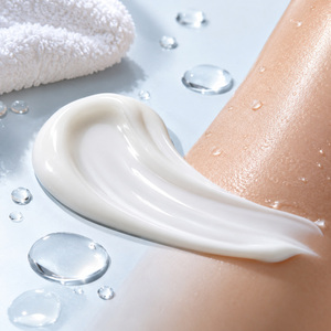 Lait Corporel à l'Urée FineToday 150ml, Lotion Hydratante Japonaise pour Peaux Sèches avec Vitamine B3, Blanchissant et Raffermissant - Product Image 2