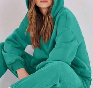 Survêtement de sport zippé pour femme avec pantalon à rayures latérales pour la gym, la course, les clubs, le fitness, la vente au détail et la vente en gros personnalisée - Product Image 4