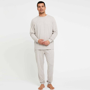 Ensemble de pyjama en polaire à manches longues pour homme, vêtements de nuit chauds pour l'hiver, deux pièces, vêtements de détente doux, vêtements de maison confortables avec taille élastique - Product Image 2