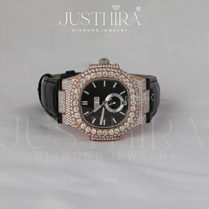 นาฬิกาข้อมือผู้ชายสไตล์ฮิปฮอปสุดหรู ปรับแต่งได้ สายหนัง ตัวเรือนทรงเหลี่ยม หน้าปัด 41 มม. ประดับเพชรโมอิสซาไนต์ ระบบควอตซ์ พร้อมราคาโรงงานที่ดีที่สุด - Product Image 2