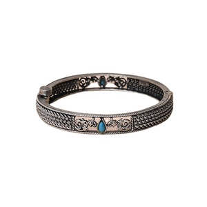 Énorme demande personnalisable bohème femmes finition Antique oxydé argent bleu topaze clouté Kada bracelets à prix minimal - Product Image 1