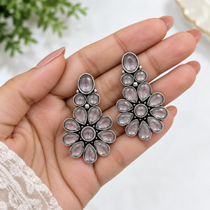 Boucles d'oreilles clous fleur tendance en pierre lavande pâle pour femme, bijoux fantaisie, vente en gros - Product Image 5