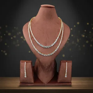 Parure de bijoux élégante en laiton plaqué rhodium avec rubis rouges et zircone cubique, collier et boucles d'oreilles, pour mariée et mariage - Product Image 2