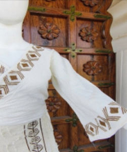 Premium Casual Boho Chic Cotton Wrap Top Regular Fit Kimono Sleeve V Neck <b>Tie</b> <b>Back</b> Embroidery Woven ODM - Product Image 3