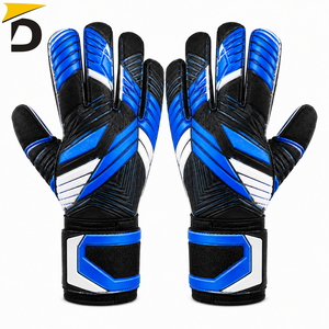 Guantes de Portero de Cuero Premium con Agarre Fuerte, Acolchado Suave en la Palma, Correa de Muñeca Ajustable y Soporte Seguro para Entrenamiento y Partidos - Product Image 4