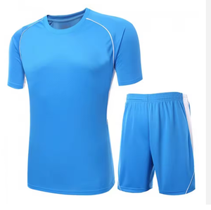 Uniforme de Fútbol Personalizable, Conjunto Completo (Camisetas y Pantalones Cortos) con Tela Transpirable, Colores del Equipo, Opciones de Logotipo OEM - Product Image 3