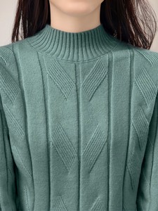 เสื้อสเวตเตอร์ไหมพรมคอเต่าสีเขียวสำหรับผู้หญิง แขนยาว สีพื้น สไตล์ลำลอง ผ้าวูล/แคชเมียร์ เสื้อกันหนาว แต่งกระดุมลายดอกไม้ - Product Image 5