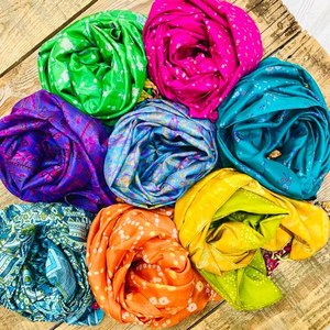 Women Fashionable <b>Silk</b> Scarves Shawls Smooth Lightweight Fabric Decorative Floral Print Elegant Neck Shoulder <b>Head</b> <b>Wrap</b> - Product Image 2