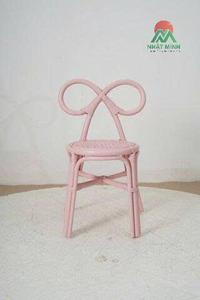 Silla Infantil Escandinava de Ratán Rosa con Respaldo de Ala, Ecológica, Duradera y Ligera, Muebles para Dormitorio Infantil para Fiestas de Cumpleaños - Product Image 2