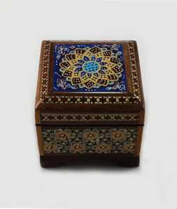 Handcrafted Faceted Crystal Wood Resin <b>Ring</b> <b>Box</b> Magnetic Lid Dark Resin Wooden Jewelry Display <b>Box</b> <b>Proposal</b> Engagement Case - Product Image 3