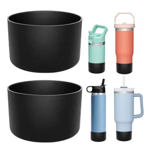 Manchon de protection en silicone couvercle inférieur de tasse bouteille d'eau manchon de botte en silicone personnalisé - Product Image 1