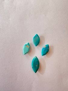 GNSJ Turquoise Naturelle de Haute Qualité, Coupe Marquise 15x8mm/17x8mm, 7.60ct, 4 pièces, Non Chauffée, Facettée, Effet Lumineux, Certifiée par un Certificat Tierce Partie, Bijoux - Product Image 3