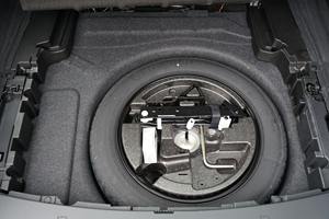 2010 B-M-W 535-i x-D-r-i-v-e S-p-o-r-t-s W-a-g-o-n - Product Image 6