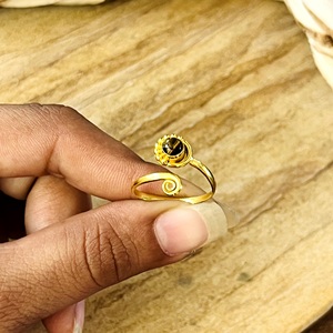 Nouvelle Collection 2026 : Bagues Œil de Tigre Bohème en Laiton Plaqué Or 18 carats pour Femme – Bague Spirale Délicate pour Vente en Gros/OEM/ODM - Product Image 3
