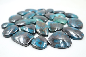 Cabochon de Shattuckite Naturelle de Haute Qualité, Pierre Précieuse en Vrac pour la Fabrication de Bijoux, Formes Mixtes, Effet de Couleur Changeant, au Gramme, INDIA GEMS Third - Product Image 3