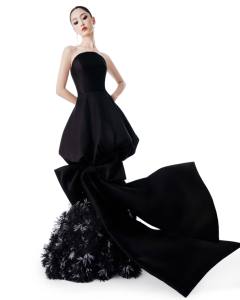 Robe BLOOM SCULPTURE _ robe de soirée de luxe haute couture de la marque locale vietnamienne - Product Image 1