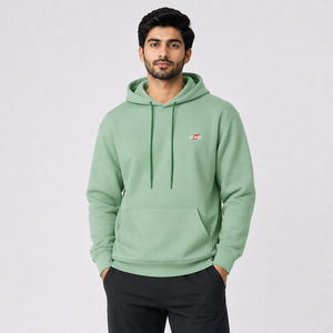 Sudadera compacta para hombre con un amplio bolsillo frontal para comodidad diaria, con estampado, bordado y personalizada con OEM. - Product Image 1