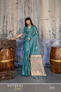 Magnifique sari en soie satinée de créateur avec chemisier en soie tissé à la main, sari en soie douce pour les mariages. - Product Image 5