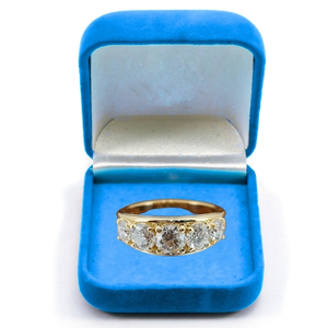 Bague en or jaune 14 carats certifiée IGI avec diamant brillant de laboratoire 1,5 carat et pierres latérales, couleur F, pureté VS1, bijoux de luxe pour femme, idéale pour les mariages - Product Image 1