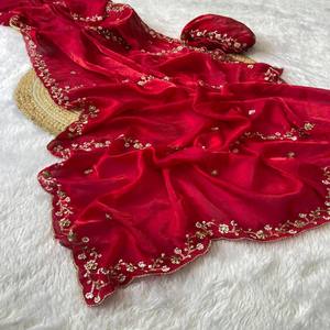 Sari de Seda Satinada Premium VASTRA COTTAGE con Borde de Cuentas y Trabajo de Calado, Estilo Bollywood, para Fiestas - Product Image 1