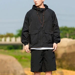 Conjunto de Chaqueta y Pantalones Cortos de Moda al por Mayor, Traje Deportivo Personalizado, Chaqueta Cortavientos, Pantalones Deportivos de Nailon para Hombre - Product Image 3