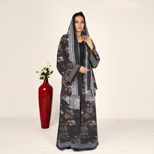 Abaya de Chifón con Estampado Botánico y Pañuelo Coordinado para la Cabeza, Diseño Abierto por Delante con Mangas Fluidas, Atuendo Islámico Modesto para Mujer - Product Image 4