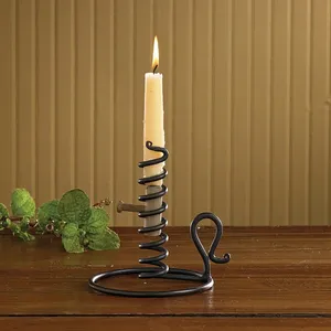 Support de bougie décoratif en fer, fournisseur export pour mariages, événements, hôtels, restaurants, magasins de détail et designers d'intérieur - Product Image 1