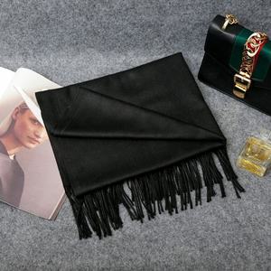 Nuevo diseño Cachemira Argyle Bows Bufanda Suave Sensación Suave Bufanda de invierno de alta calidad para mujer - Product Image 2