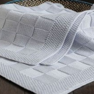 Couverture tricotée écologique pour lit plat pour enfants |   Couverture bébé 100% coton doux 70x100 cm |   Léger et confortable pour toutes les saisons - Product Image 1