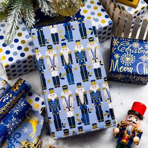 Carta da Regalo Natalizia Reversibile con Schiaccianoci Magico Blu Navy e Albero con Fiocchi di Neve Notturni 17 X 120, Rotolo per Forniture Festive - Product Image 2