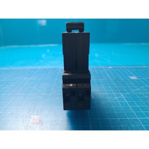 Phoenix Contact TMC TMC 2 M1 120 0.1A เครื่องตัดวงจรแม่เหล็กความร้อนใช้เป็นชิ้นส่วนอุปกรณ์เซมิคอนดักเตอร์รุ่นเก่า - Product Image 3