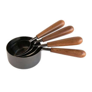 Juego de 4 Tazas Medidoras de Acero Inoxidable con Acabado PVD Cobre y Asas de Madera, Fácil Agarre, Aptas para Lavavajillas - Product Image 6